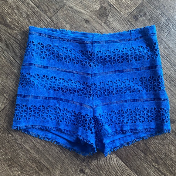 H&M Crochet Shorts Lace Shorts high waist high rise Party Shorts Medium - Picture 4 of 5